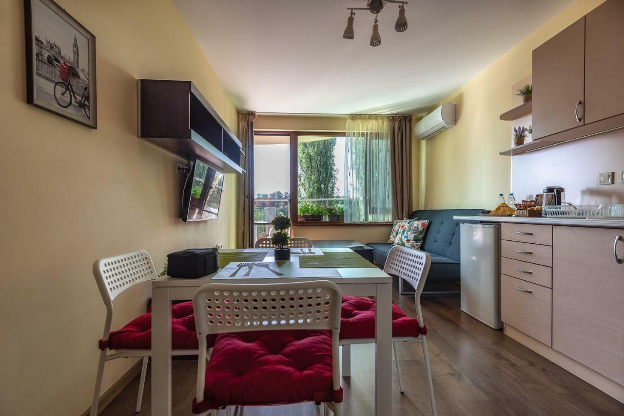 Riverside Apartments Plovdiv With Free Parking Exterior photo