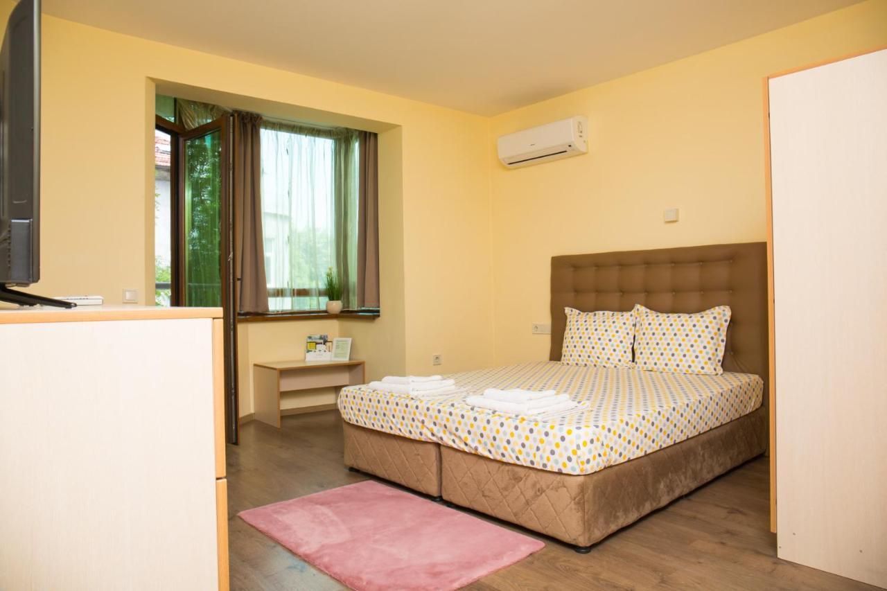 Riverside Apartments Plovdiv With Free Parking Exterior photo